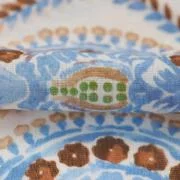 Изображение Батист молочный с голубым орнаментом