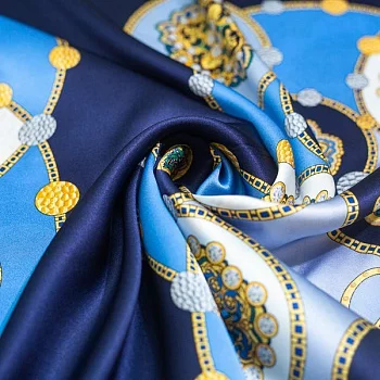 Изображение Шелк купон, драгоценности, дизайн VERSACE