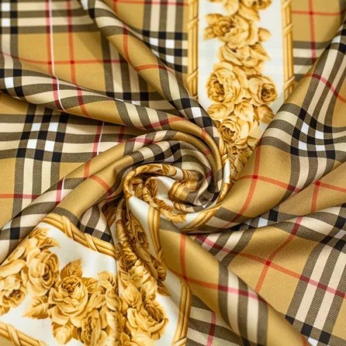 Изображение Шелк твил, клетка, розы, дизайн BURBERRY
