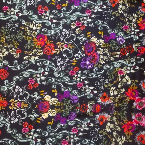 Изображение Шелк купон вензеля, цветы, дизайн D&G