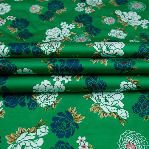 Изображение Хлопок зеленый стрейч, белые и синие цветы, дизайн GUCCI
