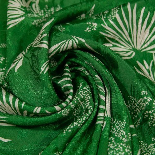 Изображение Плательная вискоза, растительность на зеленом, дизайн GUCCI
