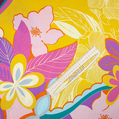 Изображение Шелк купон, крупные яркие цветы, дизайн DIOR