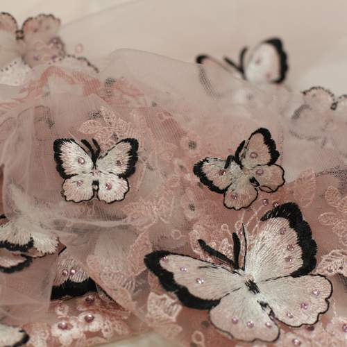 Изображение Вышивка на сетке со стразами и 3D бабочками, нежно-розовый