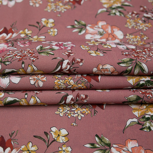 Изображение Плательная ткань вискоза, цветы на розовом