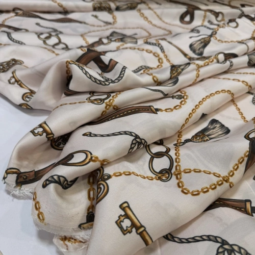 Изображение Плательная ткань цепи, ремни, дизайн VERSACE