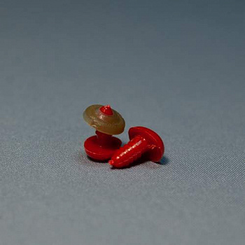 Изображение Носик красный пластиковый для мягких игрушек