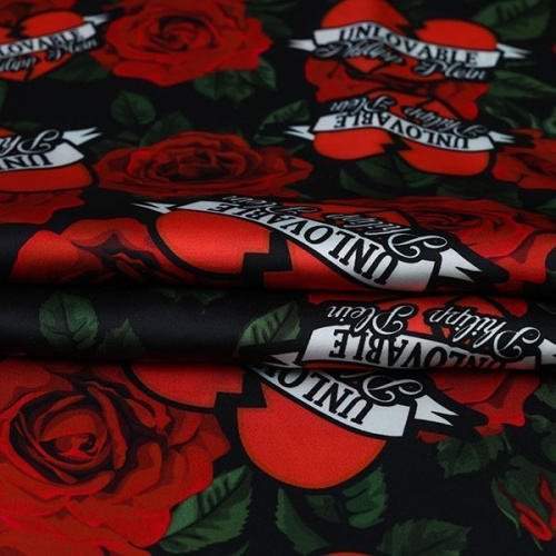 Изображение Плательная ткань розы, дизайн PHILIPP PLEIN