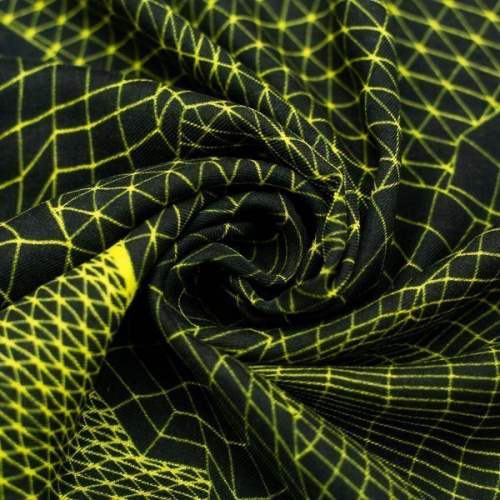 Изображение Шелк натуральный, 3Dцветы на черном