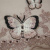 Изображение Вышивка на сетке со стразами и 3D бабочками, дымчато-розовый