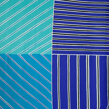 Изображение Трикотаж купон сине-голубой, вискоза, четыре квадрата