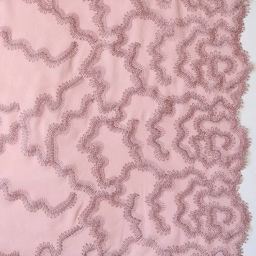 Изображение Шелк с вышивкой, кайма, восточный розовый