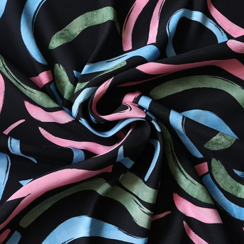 Изображение Шелк разноцветные мазки на черном, дизайн DIOR