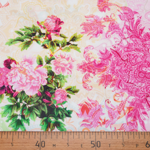 Изображение Плательная ткань, вискоза, яркие цветы