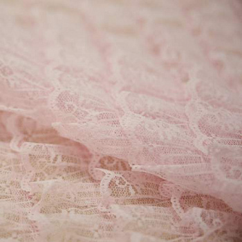 Изображение Фантазийная ткань, беж и розовый рюш