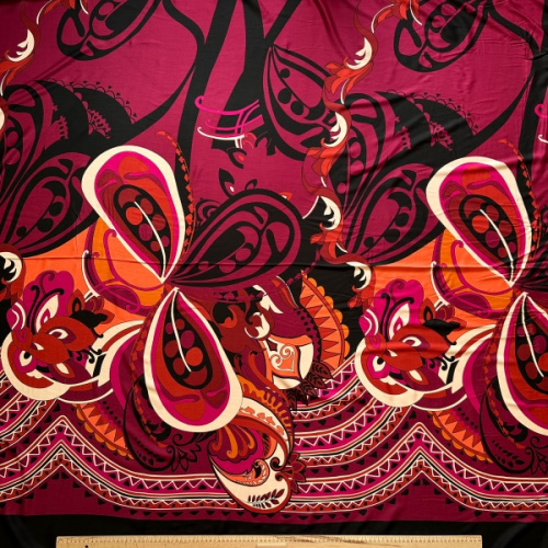 Изображение Вискоза плательная, вишневая, цветочная абстракция